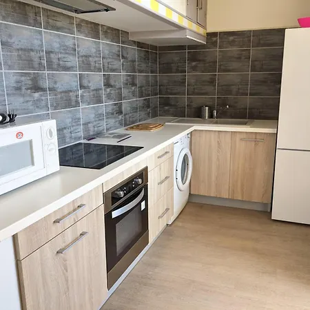 T4 Climatise Pour 6 Pers, Proche Plage, Jardin, Parking, Terrasse, Equipe - Fr-1-797-25 * Port-la-Nouvelle