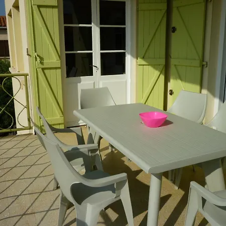 T4 Climatise Pour 6 Pers, Proche Plage, Jardin, Parking, Terrasse, Equipe - Fr-1-797-25 Apartmán *
